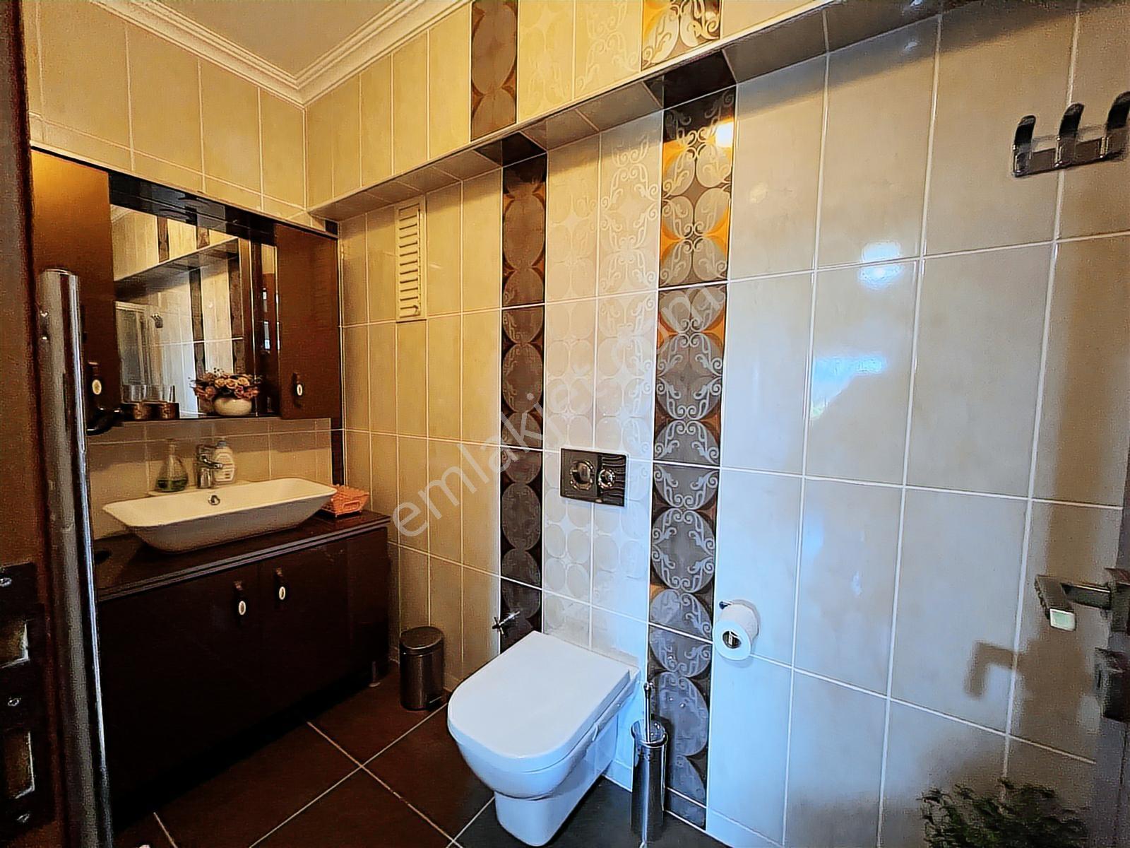 Sapanca Bağdat Caddesinde 3+1 Satılık Site İçi Villa - Görsel 14