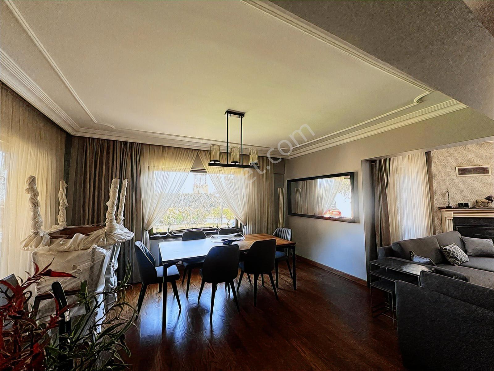 Sapanca Bağdat Caddesinde 3+1 Satılık Site İçi Villa - Görsel 29
