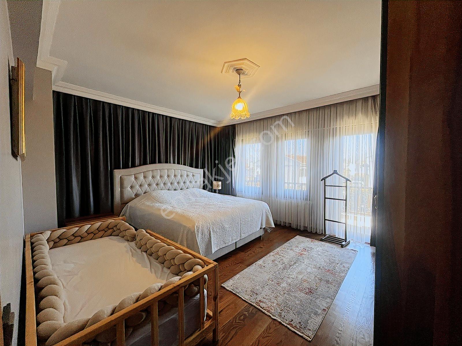 Sapanca Bağdat Caddesinde 3+1 Satılık Site İçi Villa - Görsel 8