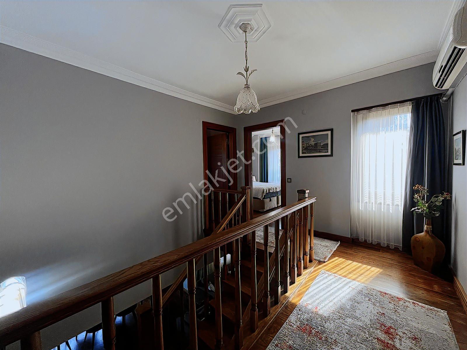 Sapanca Bağdat Caddesinde 3+1 Satılık Site İçi Villa - Görsel 27