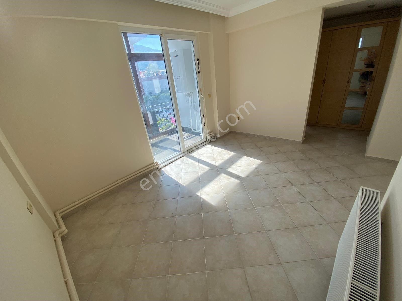 Goldhouse Dan Kiralık Daire Tuzla Da 3+1 Havuzlu Site De - Görsel 9