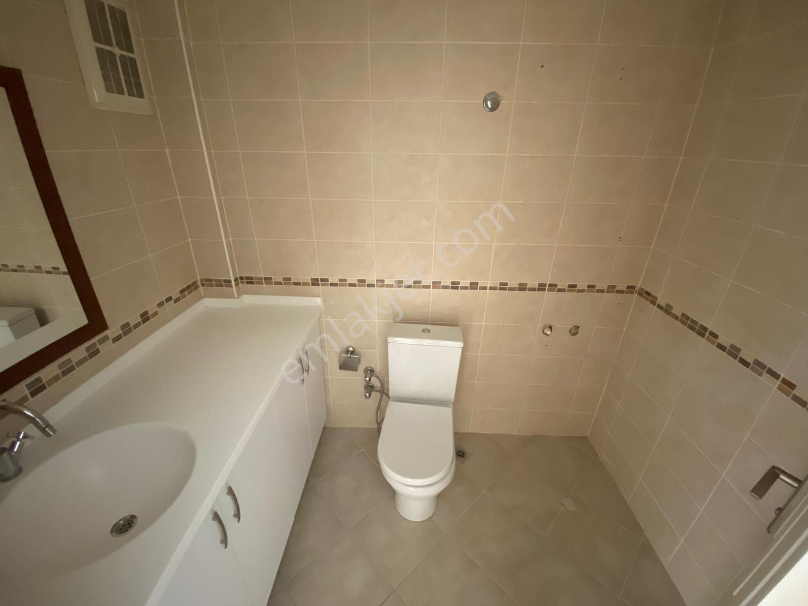 Goldhouse Dan Kiralık Daire Tuzla Da 3+1 Havuzlu Site De