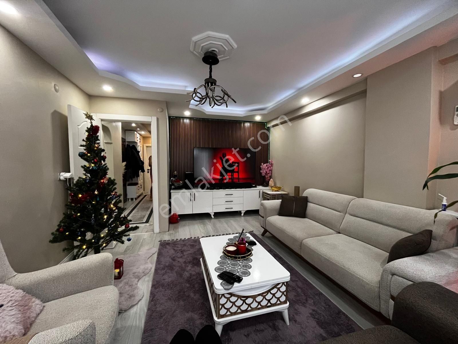 Eyüp Akşemsettın'de Satılık 5+1 Dubleks Daıre - Görsel 4