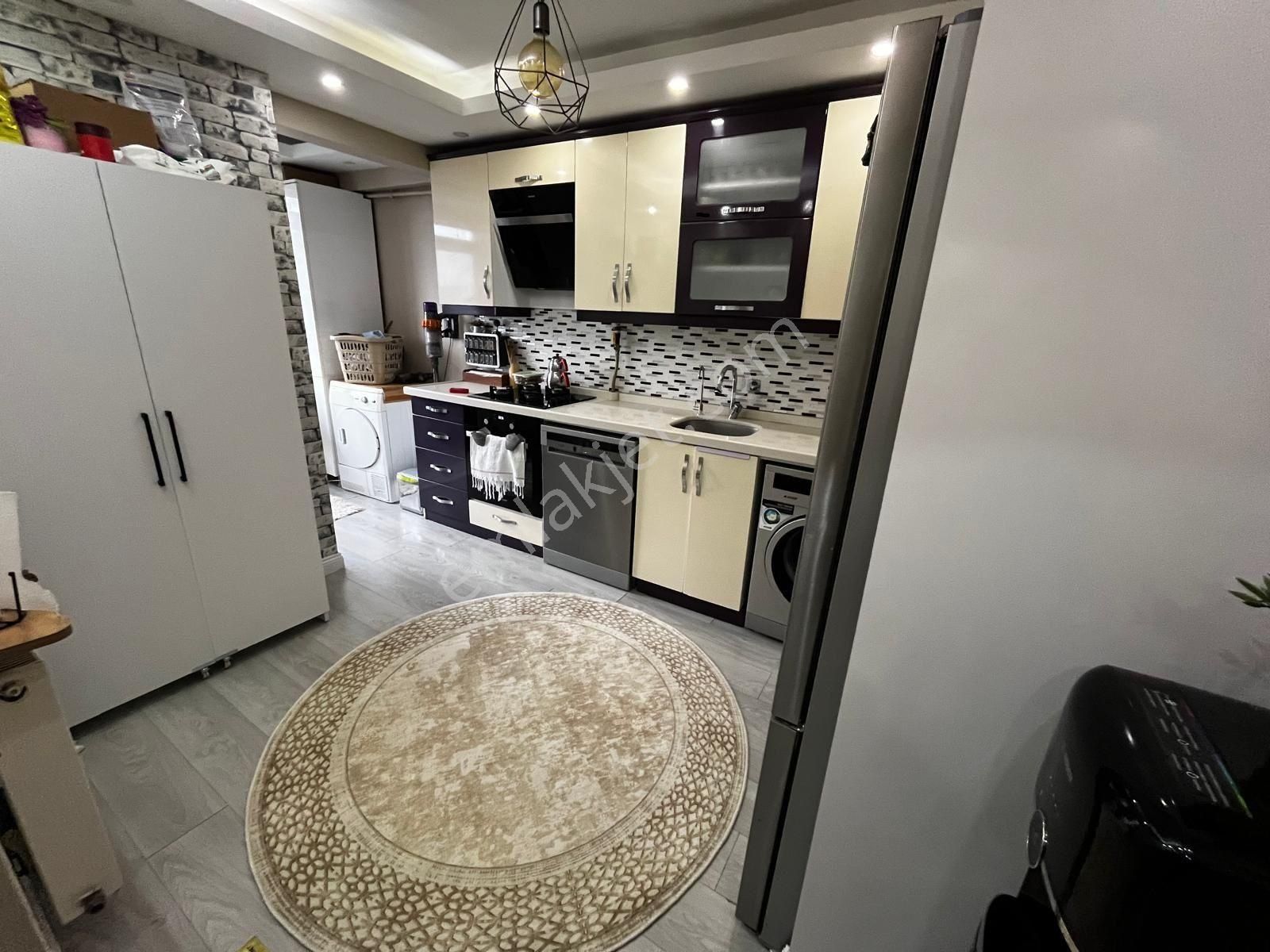 Eyüp Akşemsettın'de Satılık 5+1 Dubleks Daıre - Görsel 6