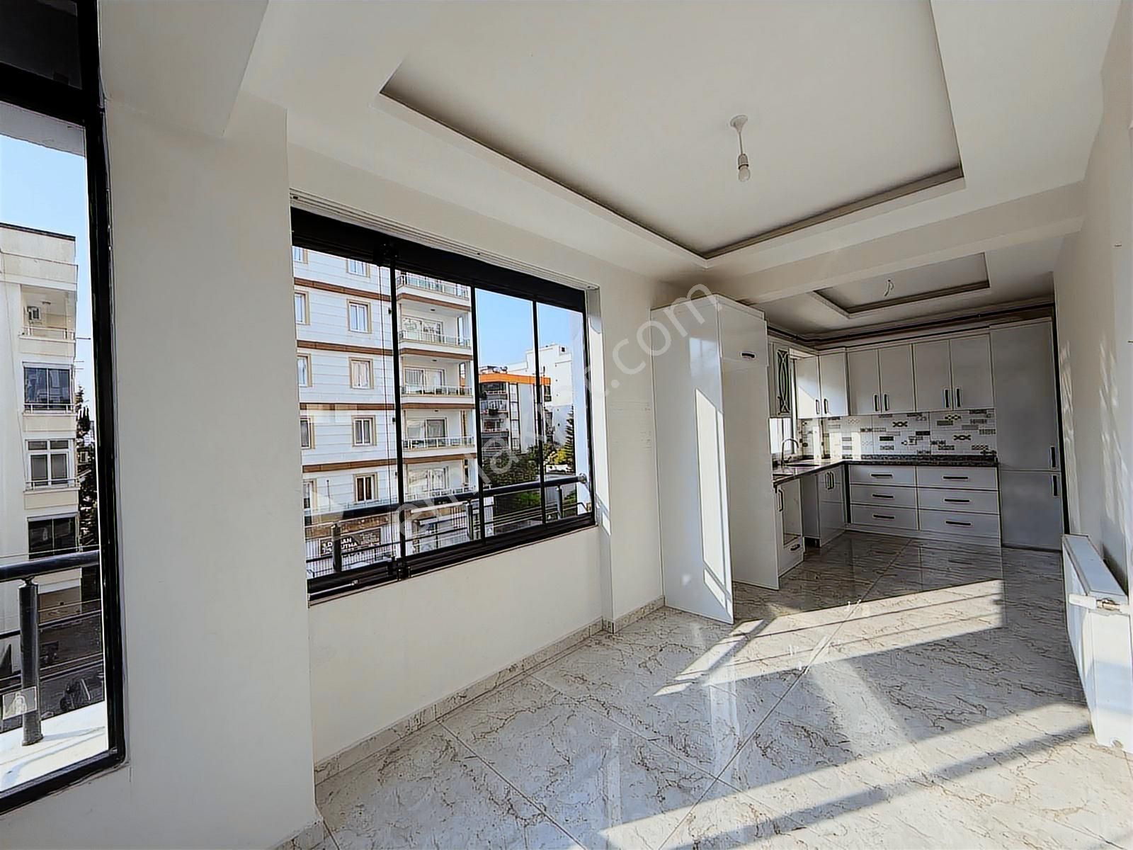 Mezitli Atatürk Mahallesi Bağımsız Mutfak Doğalgazlı Satılık 3+1 - Görsel 2