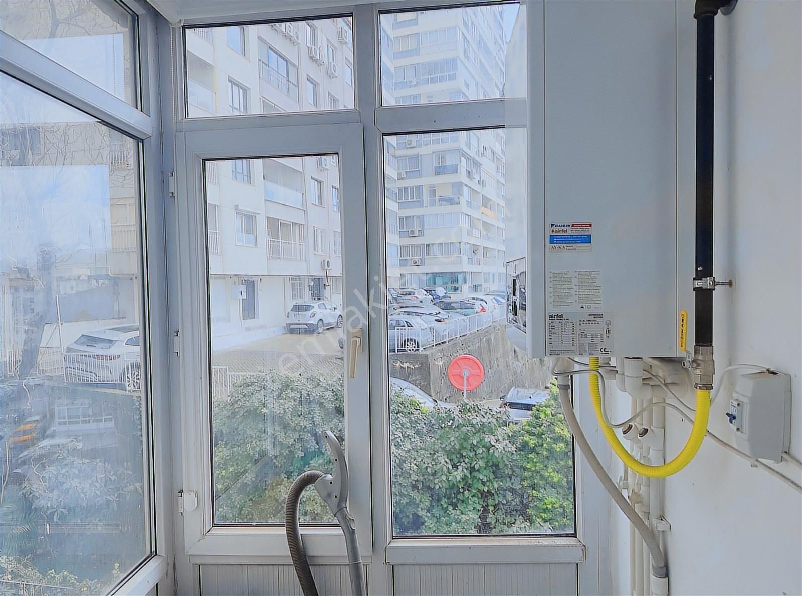 Göztepe Deniz Manzaralı Eşyalı Kiralık Daire - Görsel 12