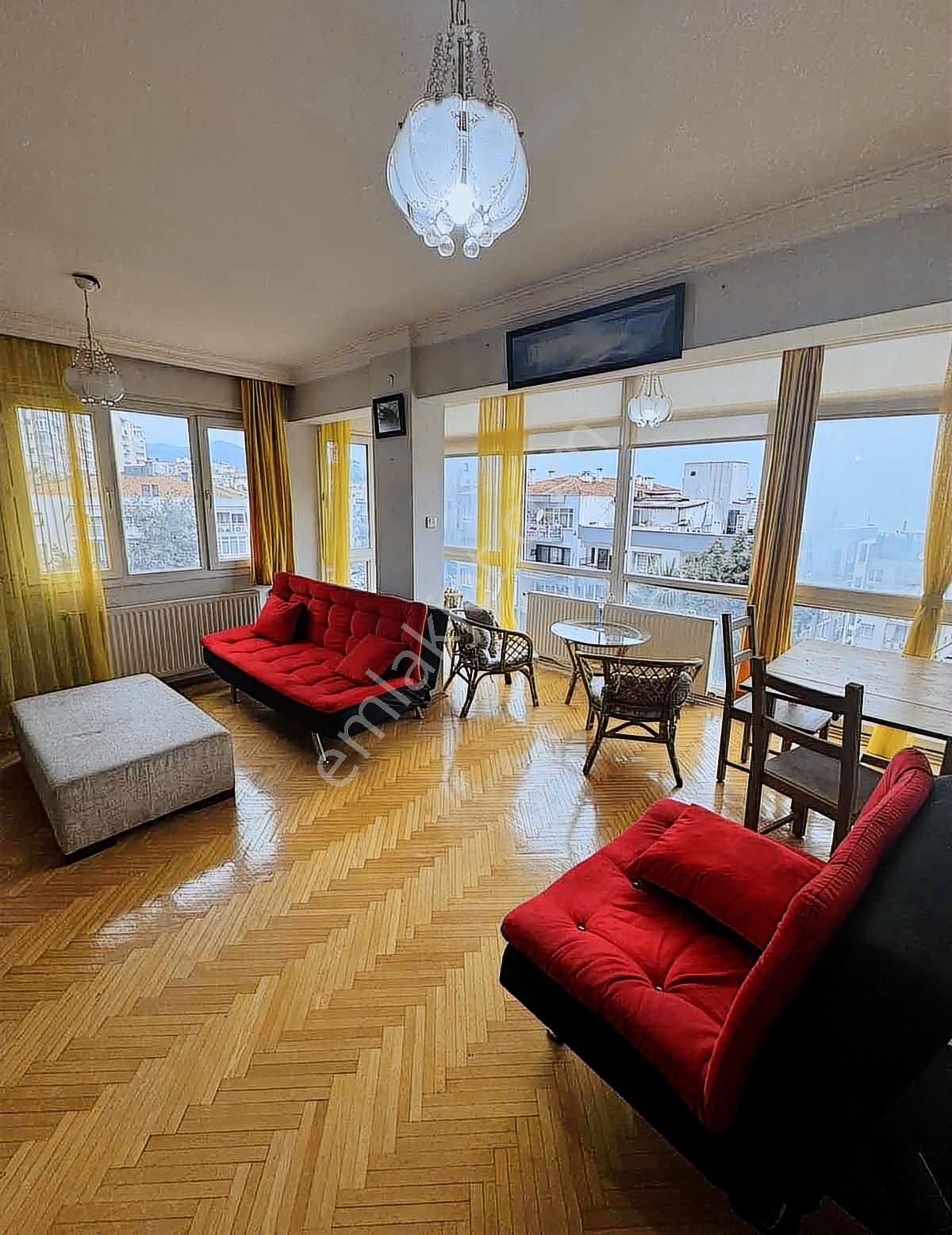 Göztepe Deniz Manzaralı Eşyalı Kiralık Daire - Görsel 24