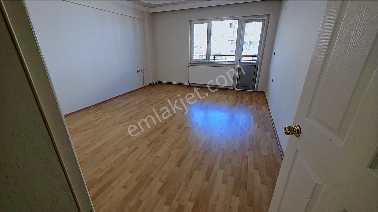 Yıldız Mah. Sarp Sitesinde Satılık 3+1 Geniş Daire - Görsel 24