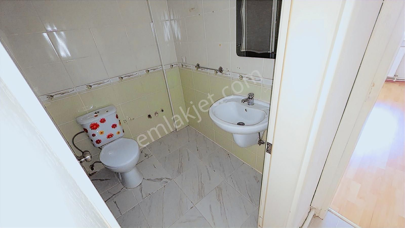 Yıldız Mah. Sarp Sitesinde Satılık 3+1 Geniş Daire - Görsel 17