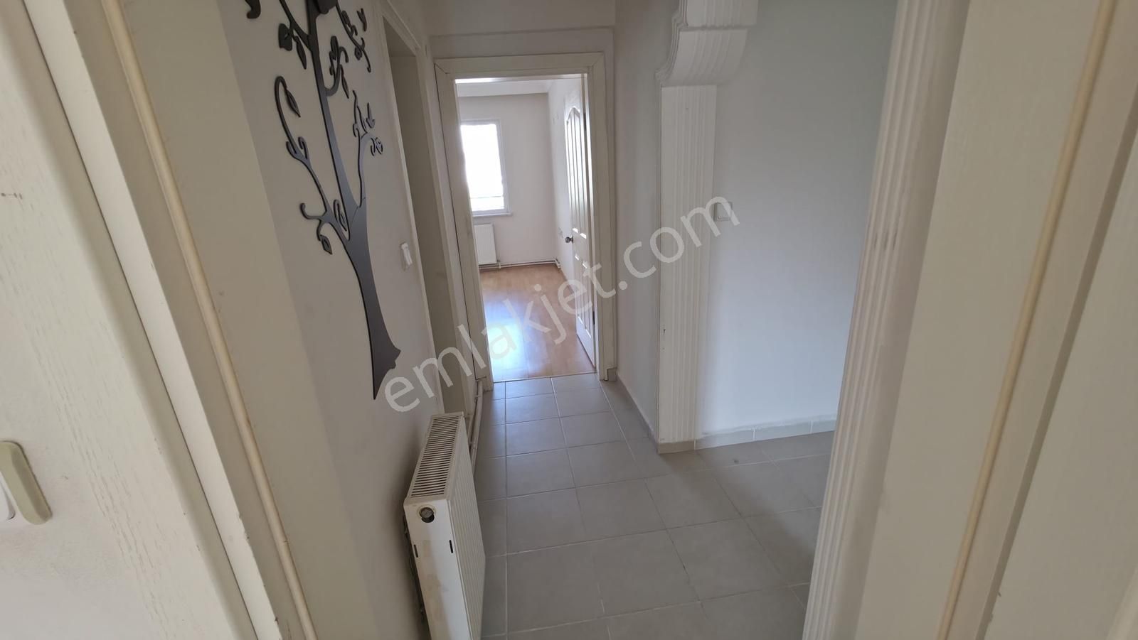 Yıldız Mah. Sarp Sitesinde Satılık 3+1 Geniş Daire - Görsel 13