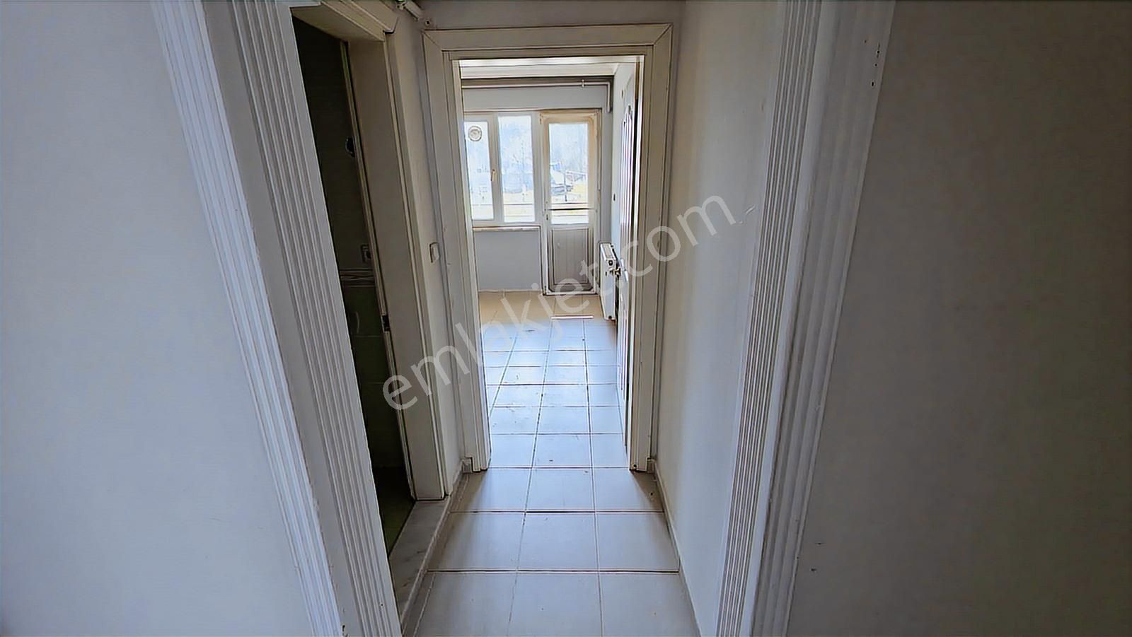 Yıldız Mah. Sarp Sitesinde Satılık 3+1 Geniş Daire - Görsel 26