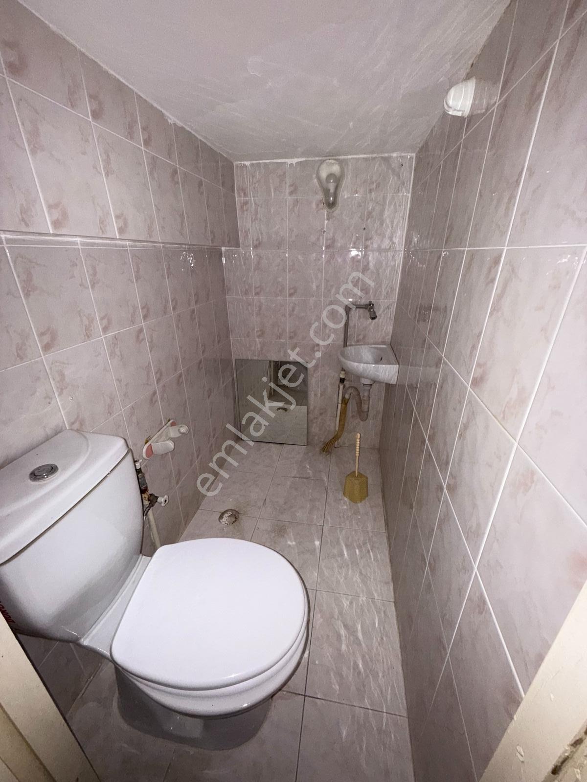 Reşatbey'de 150 M2 Zemin+bodrum+asma Kat Satılık İşyeri - Görsel 17