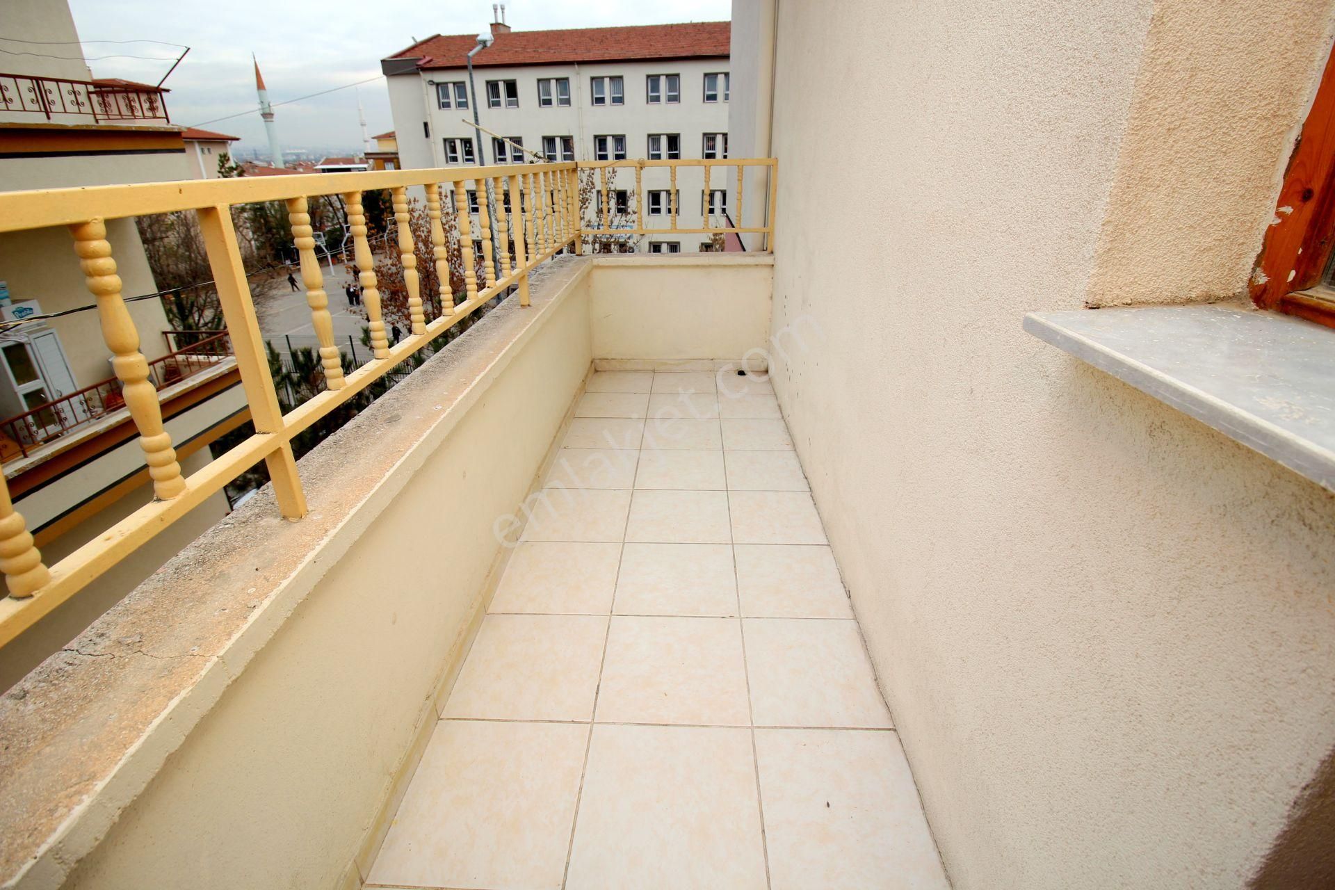 Emre Emlak'tan Elvan'da Yht Gar Yakını Arakatta Ön Cephe Satılık 3+1 Daire - Görsel 13