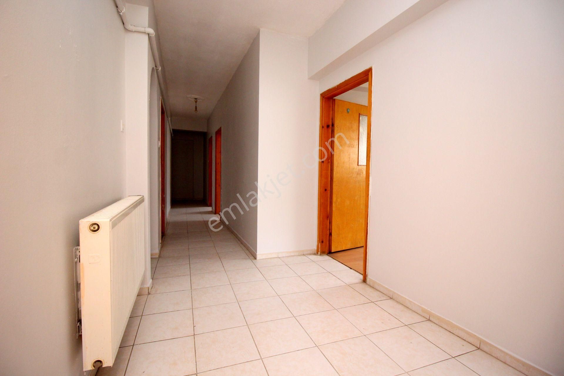 Emre Emlak'tan Elvan'da Yht Gar Yakını Arakatta Ön Cephe Satılık 3+1 Daire - Görsel 22