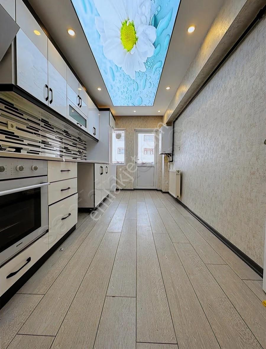 Keçiören Bağlum Da Üniversite Yanı Merkz De Kiralık Yapılı Daire - Görsel 13