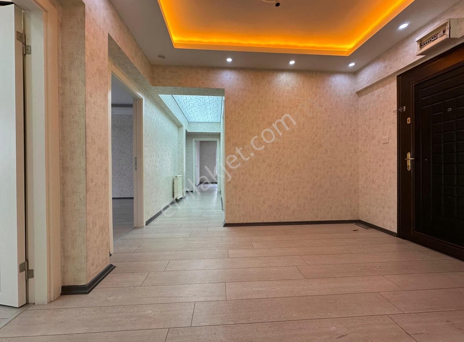 Keçiören Bağlum Da Üniversite Yanı Merkz De Kiralık Yapılı Daire - Görsel 16