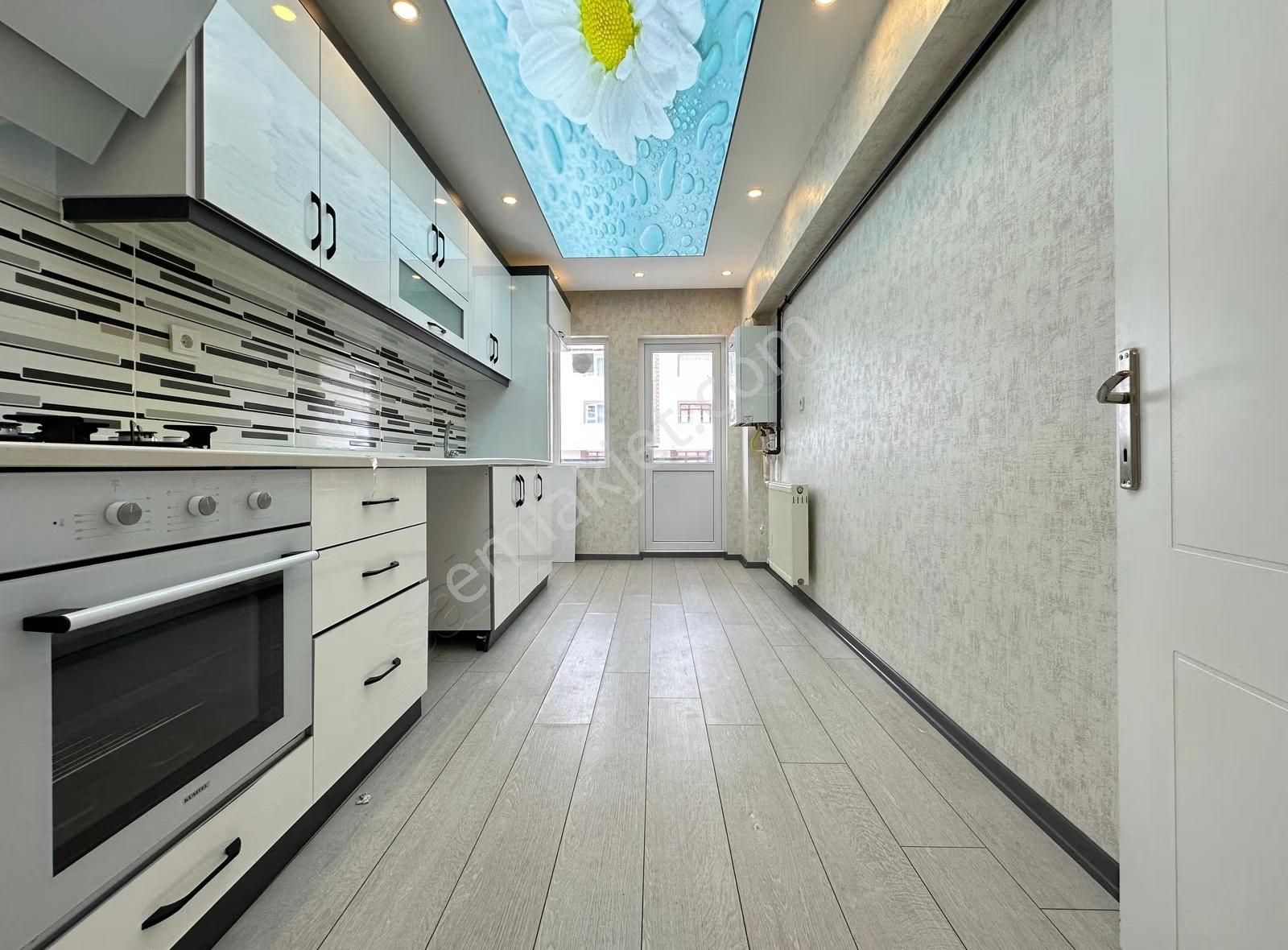 Keçiören Bağlum Da Üniversite Yanı Merkz De Kiralık Yapılı Daire