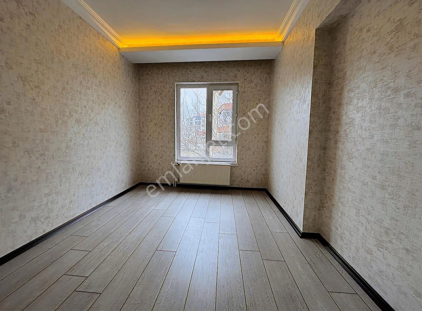 Keçiören Bağlum Da Üniversite Yanı Merkz De Kiralık Yapılı Daire - Görsel 4