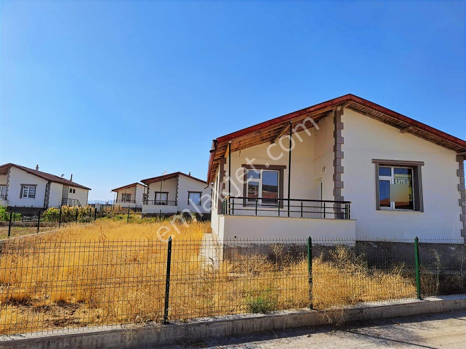 Çumra Apa Da Göl Yanında Toroslara Karşi Site İçi - Görsel 15