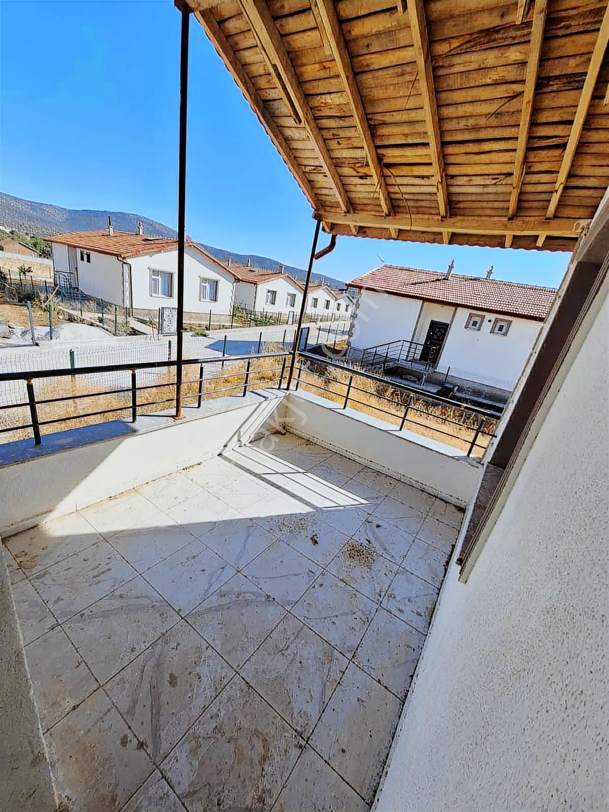 Çumra Apa Da Göl Yanında Toroslara Karşi Site İçi - Görsel 19