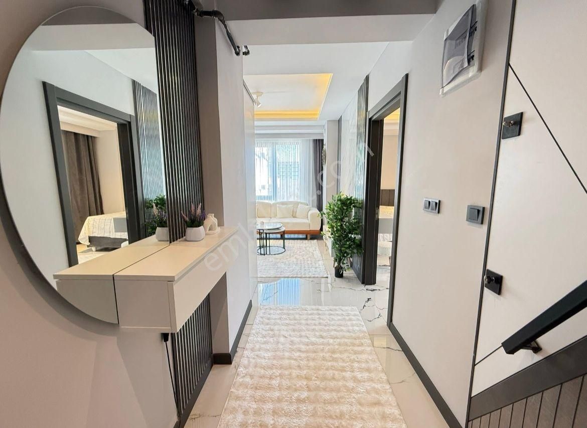 Lüks Tasarımlı Yatırımlık Ve Oturumluk Satılık 1+1 - Görsel 28