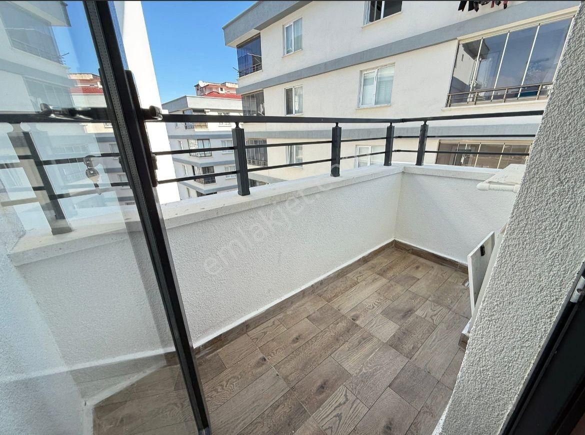 Lüks Tasarımlı Yatırımlık Ve Oturumluk Satılık 1+1 - Görsel 5