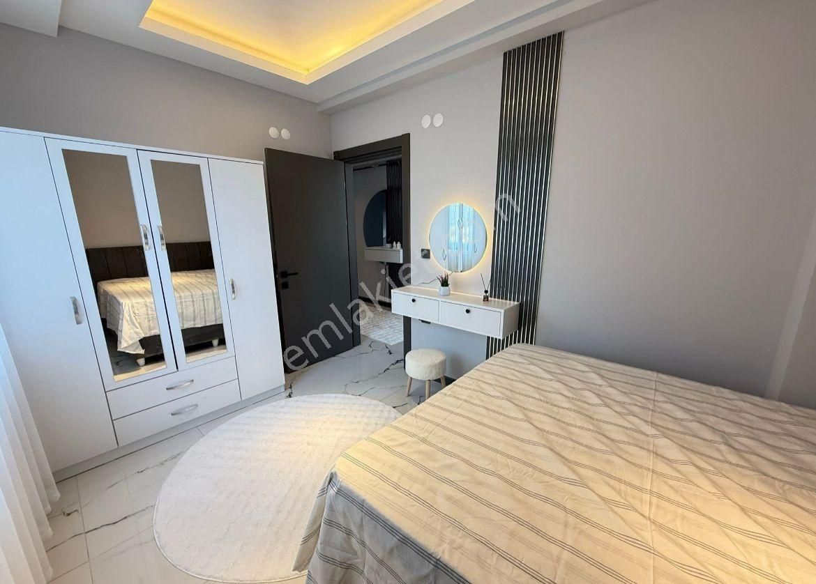 Lüks Tasarımlı Yatırımlık Ve Oturumluk Satılık 1+1 - Görsel 2