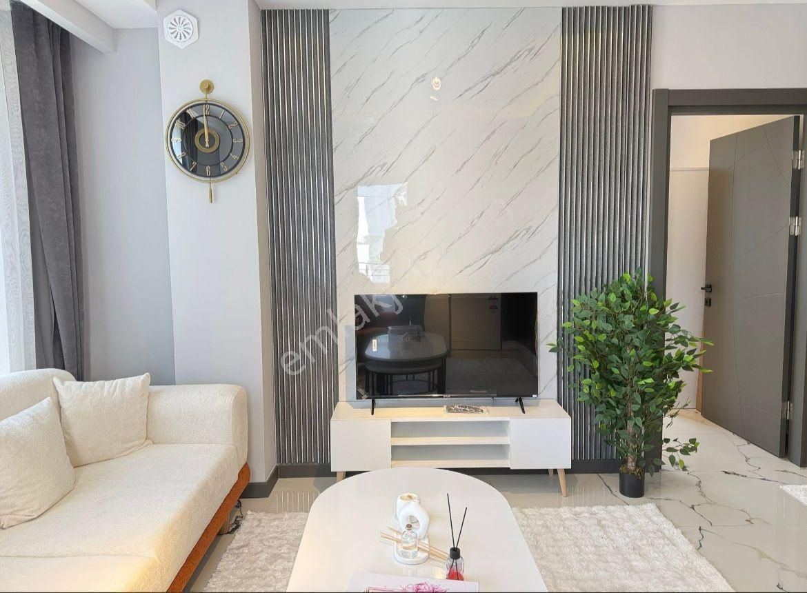 Lüks Tasarımlı Yatırımlık Ve Oturumluk Satılık 1+1 - Görsel 16