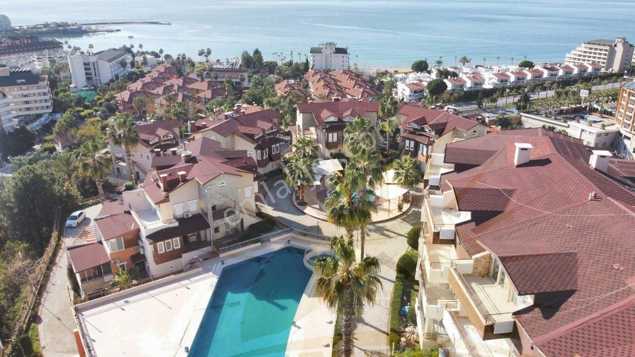Alanya Türkler’de Elıte Country Sitesinde Denize 200 M 1+1 Eşyalı Satılık Daire
