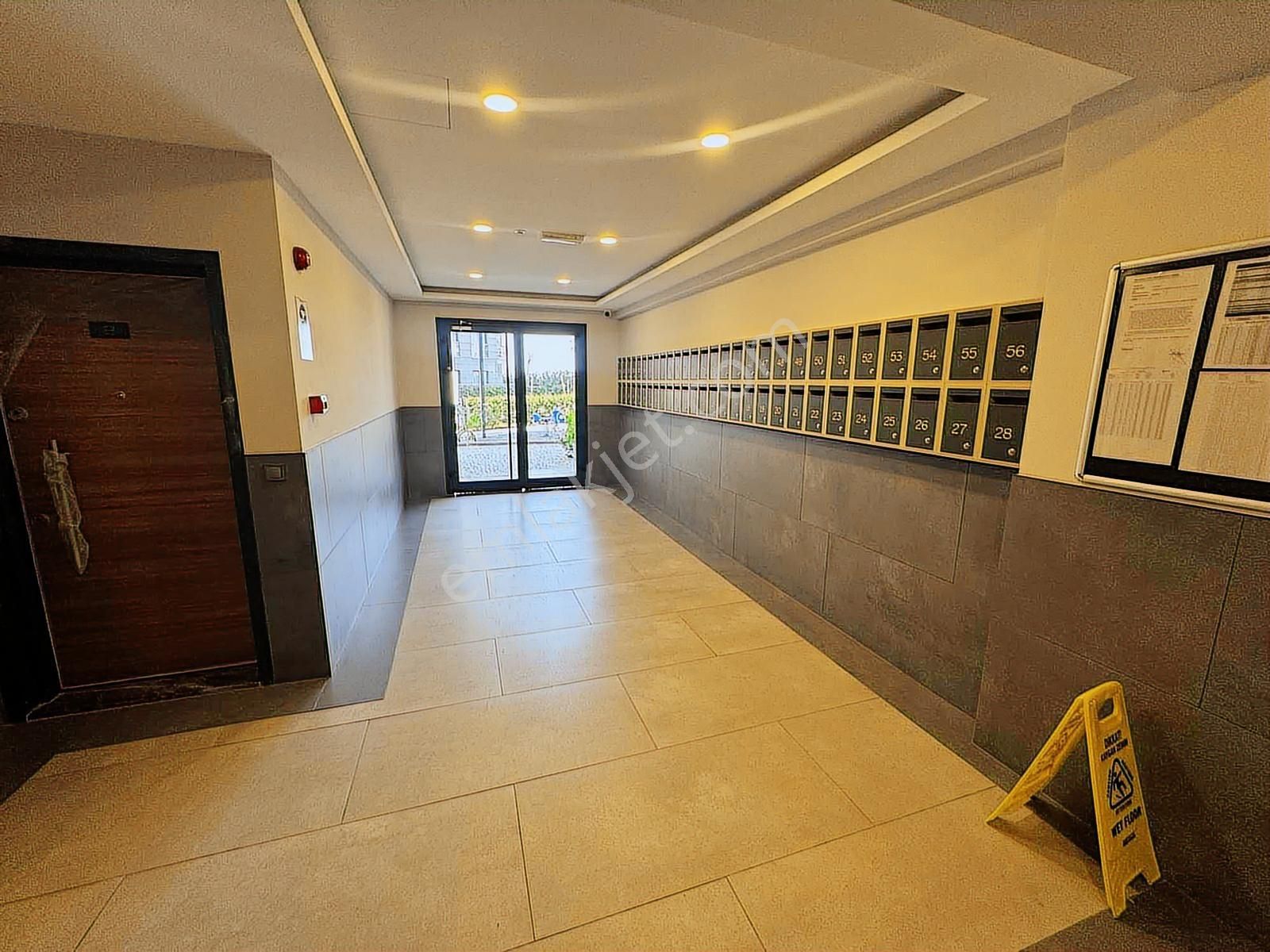 Torbalı Da Havuzlu Güvenlikli Sitede Kiralık 2+1 Daire - Görsel 11