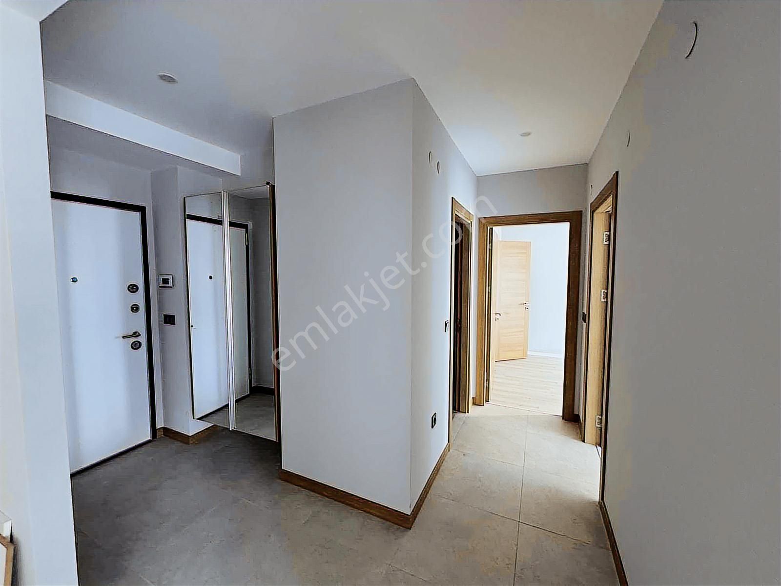 Torbalı Da Havuzlu Güvenlikli Sitede Kiralık 2+1 Daire - Görsel 13