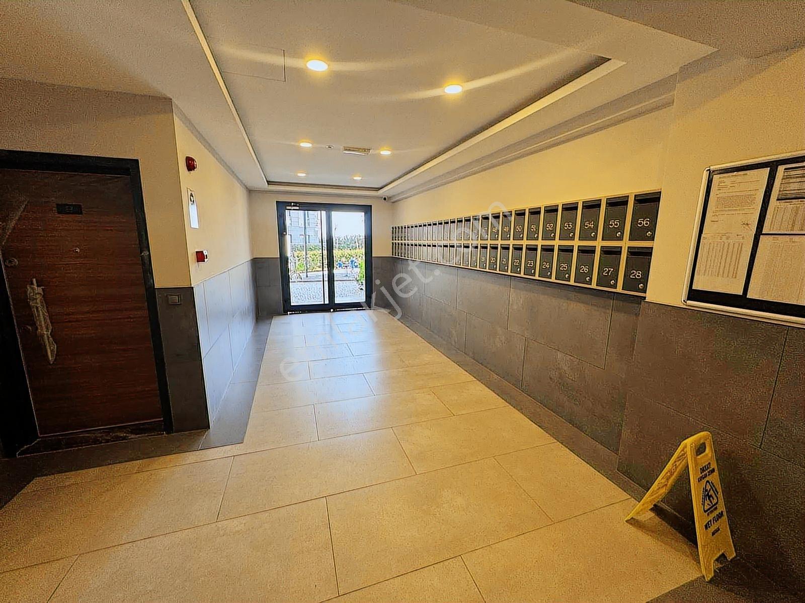 Torbalı Da Havuzlu Güvenlikli Sitede Kiralık 2+1 Daire - Görsel 25