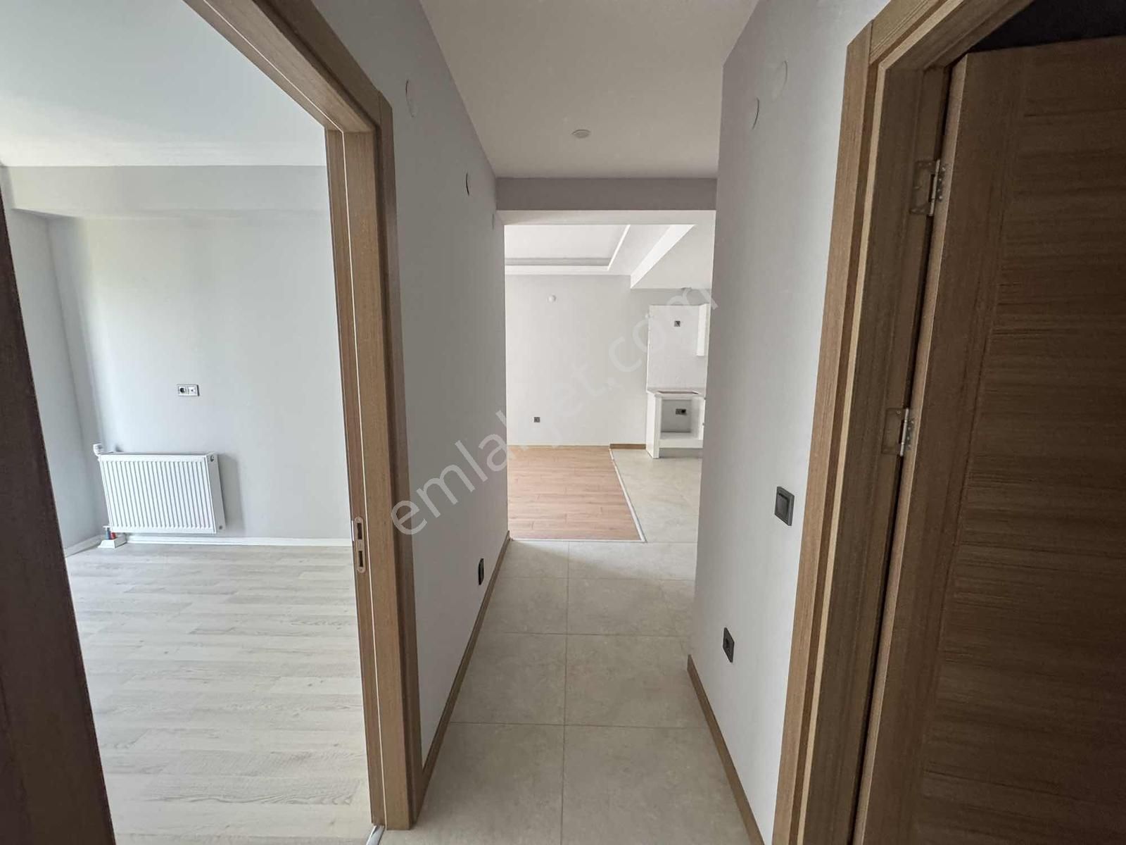 Torbalı Da Havuzlu Güvenlikli Sitede Kiralık 2+1 Daire - Görsel 21