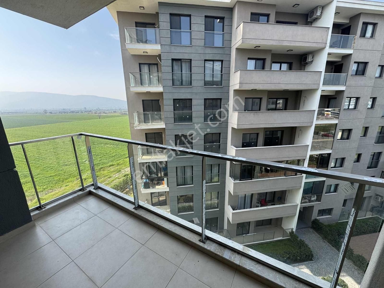 Torbalı Da Havuzlu Güvenlikli Sitede Kiralık 2+1 Daire - Görsel 24