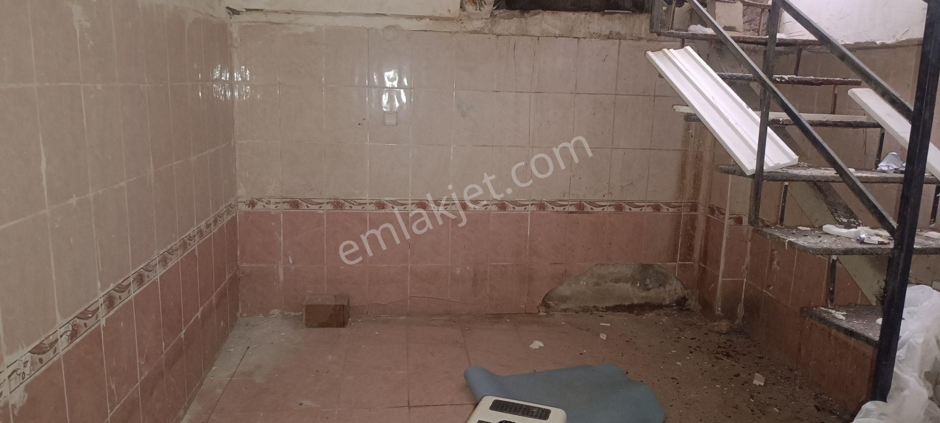 100.yıla Cephe 3 Katlı Dükkan - Görsel 9