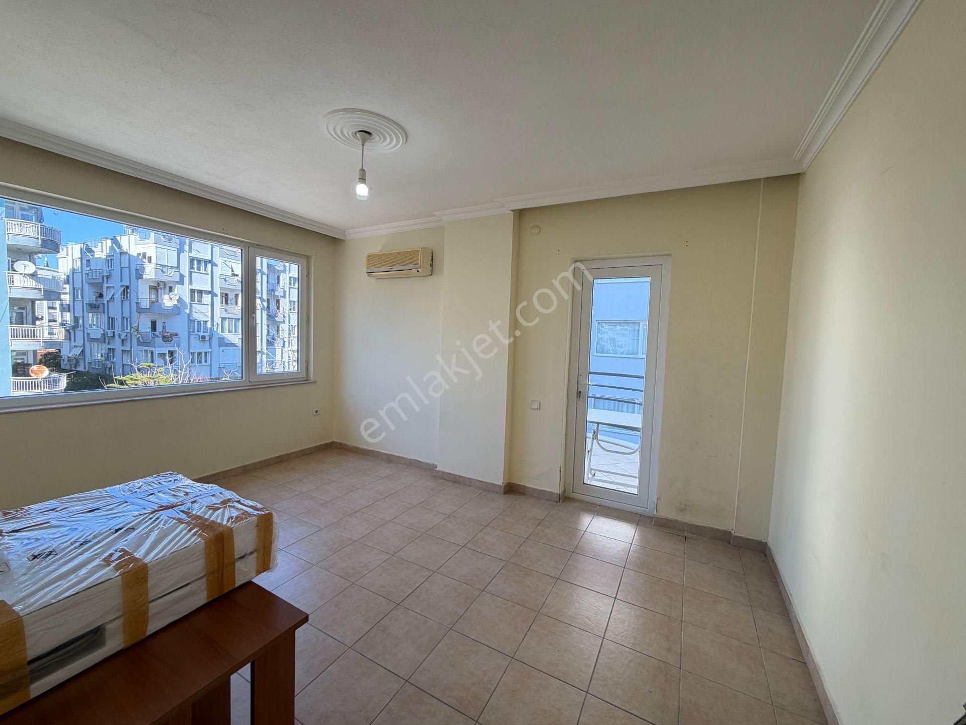 Konyaaltı Hurma Mah. Yüzme Havuzlu 2+1 Eşyasız Kiralık Daire - Görsel 13