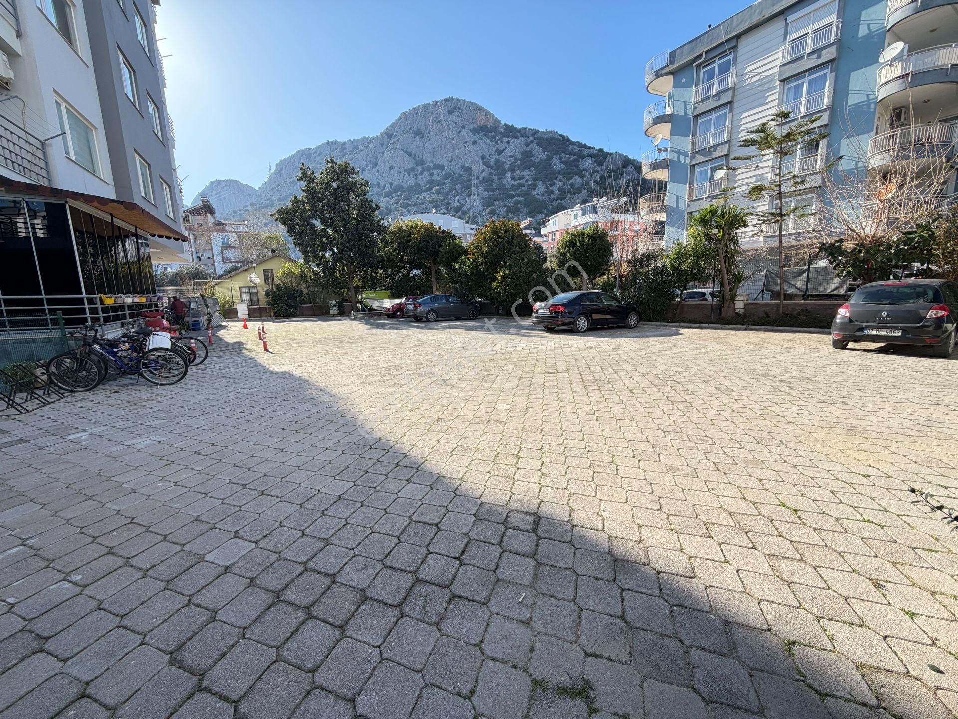 Konyaaltı Hurma Mah. Yüzme Havuzlu 2+1 Eşyasız Kiralık Daire - Görsel 24