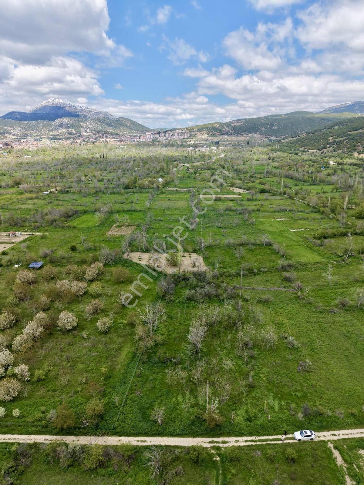 Isparta Keçiborlı Merkezde 700m2 Fırsat Bahçe - Görsel 8