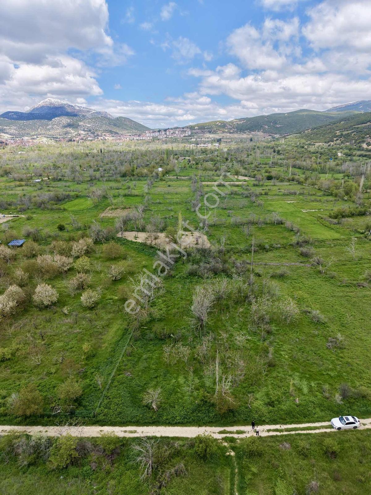 Isparta Keçiborlı Merkezde 700m2 Fırsat Bahçe - Görsel 9