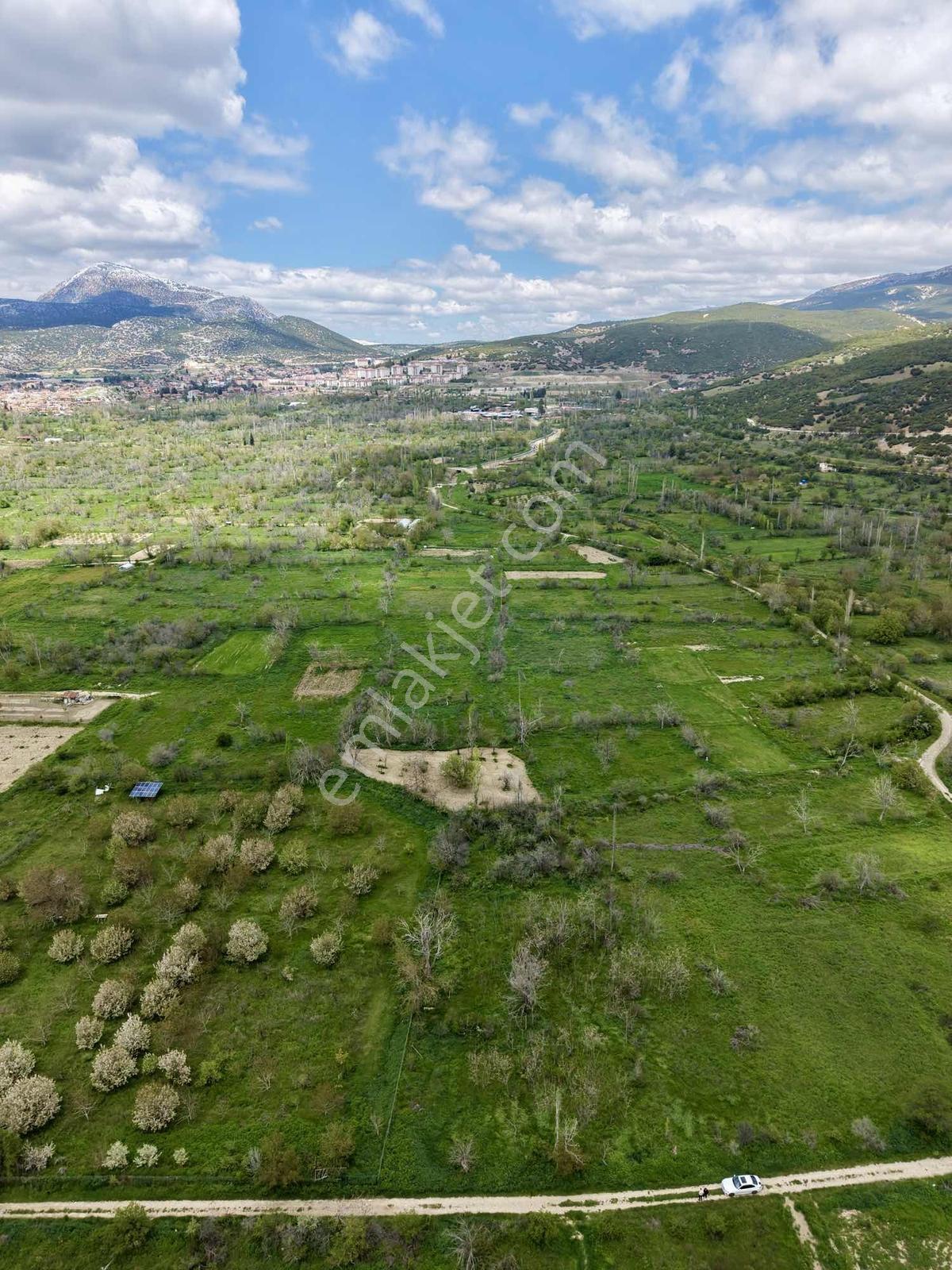Isparta Keçiborlı Merkezde 700m2 Fırsat Bahçe - Görsel 6