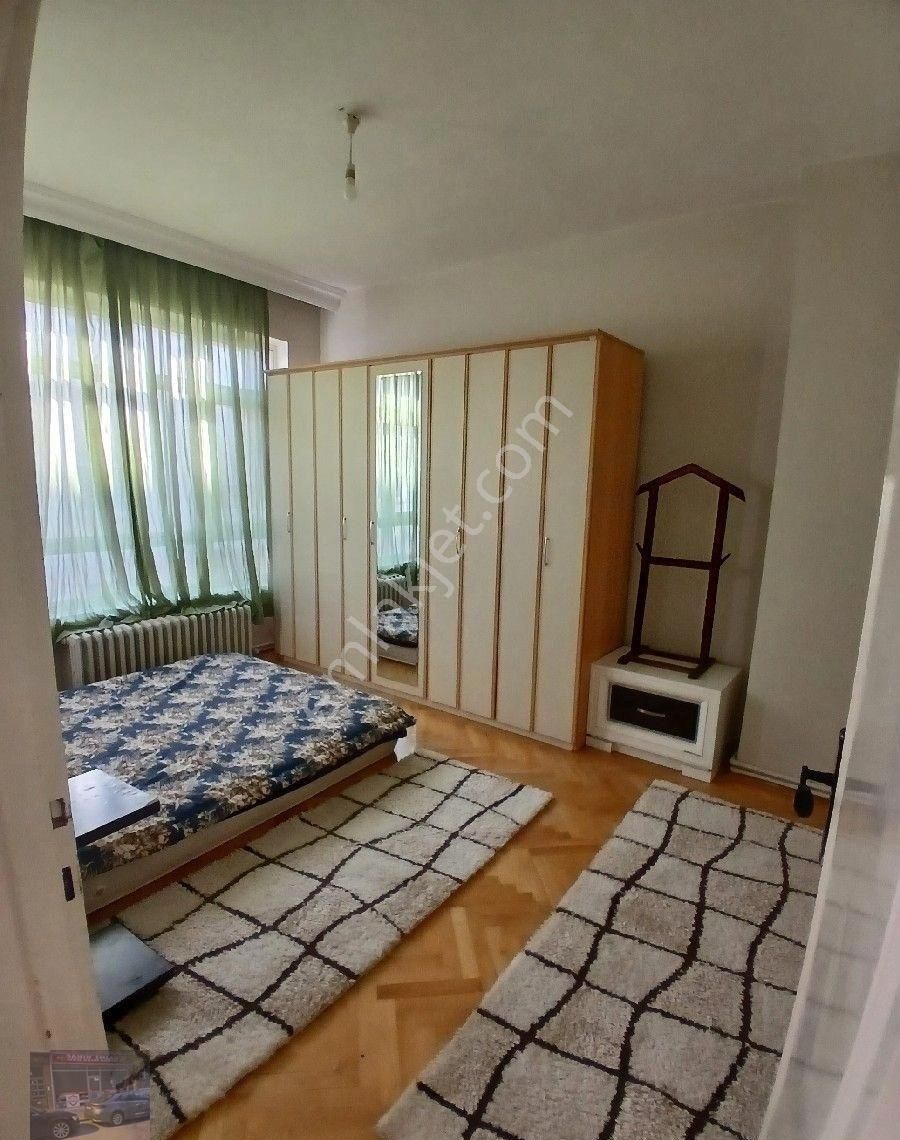 Çarşı Merkezde Eşyalı Kiralık Daire - Görsel 3