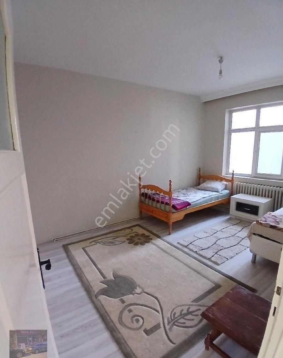 Çarşı Merkezde Eşyalı Kiralık Daire - Görsel 10