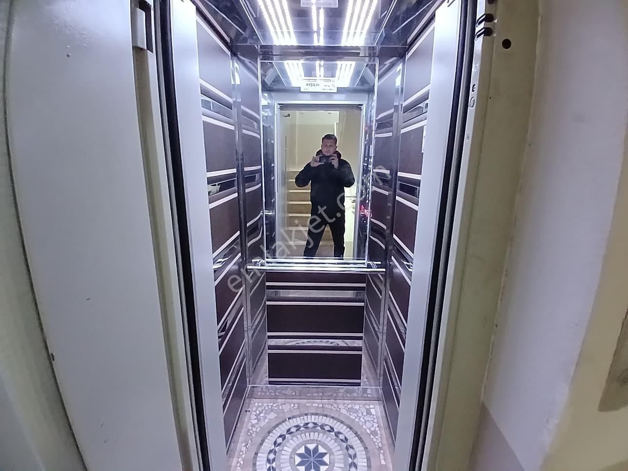 Mudanya Yeni Mah.kiralık Masrafsız 3+1 Daire - Görsel 3