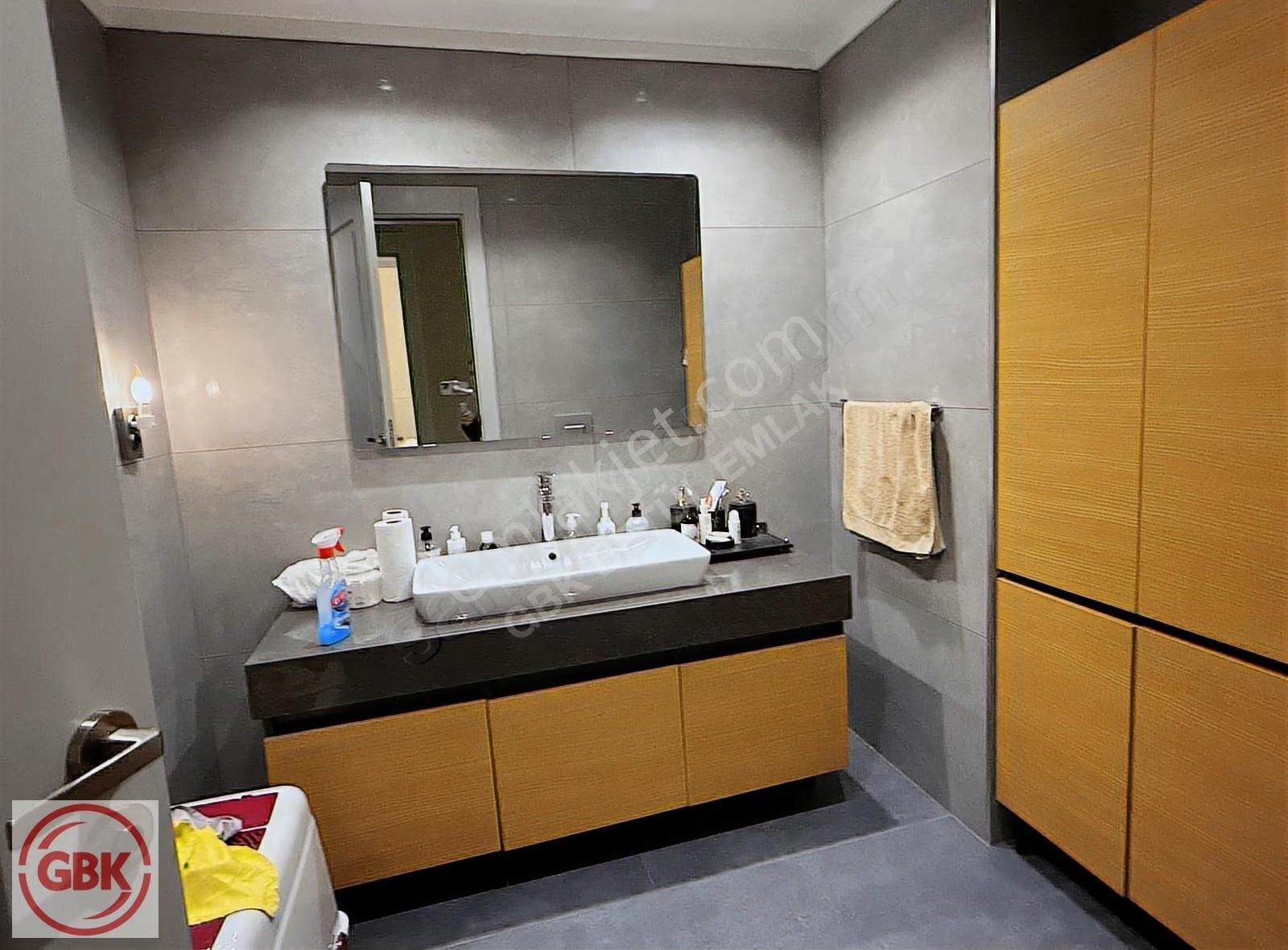 Kuvars Kule'de Özel Tasarım, Eşyalı Lüks 4+1kiralık Daire - Görsel 12