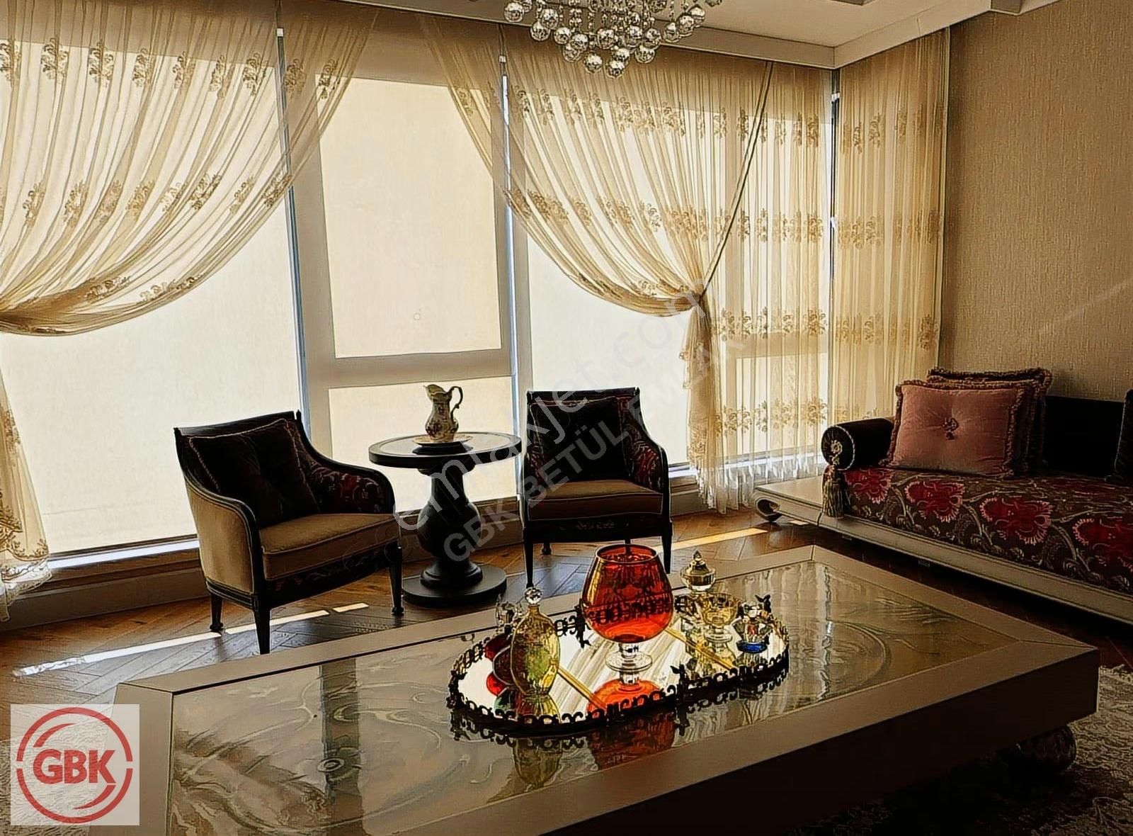 Kuvars Kule'de Özel Tasarım, Eşyalı Lüks 4+1kiralık Daire - Görsel 10