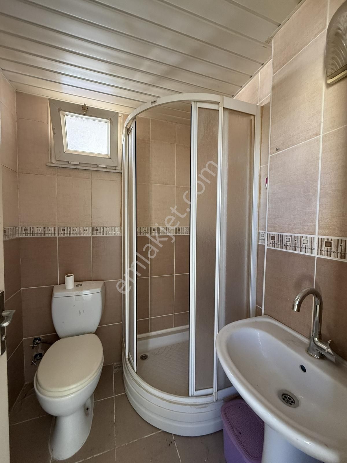 Uncalı'da Merkezi Konumda Çok Keyifli 4+1 Çatı Dubleksi - Görsel 17