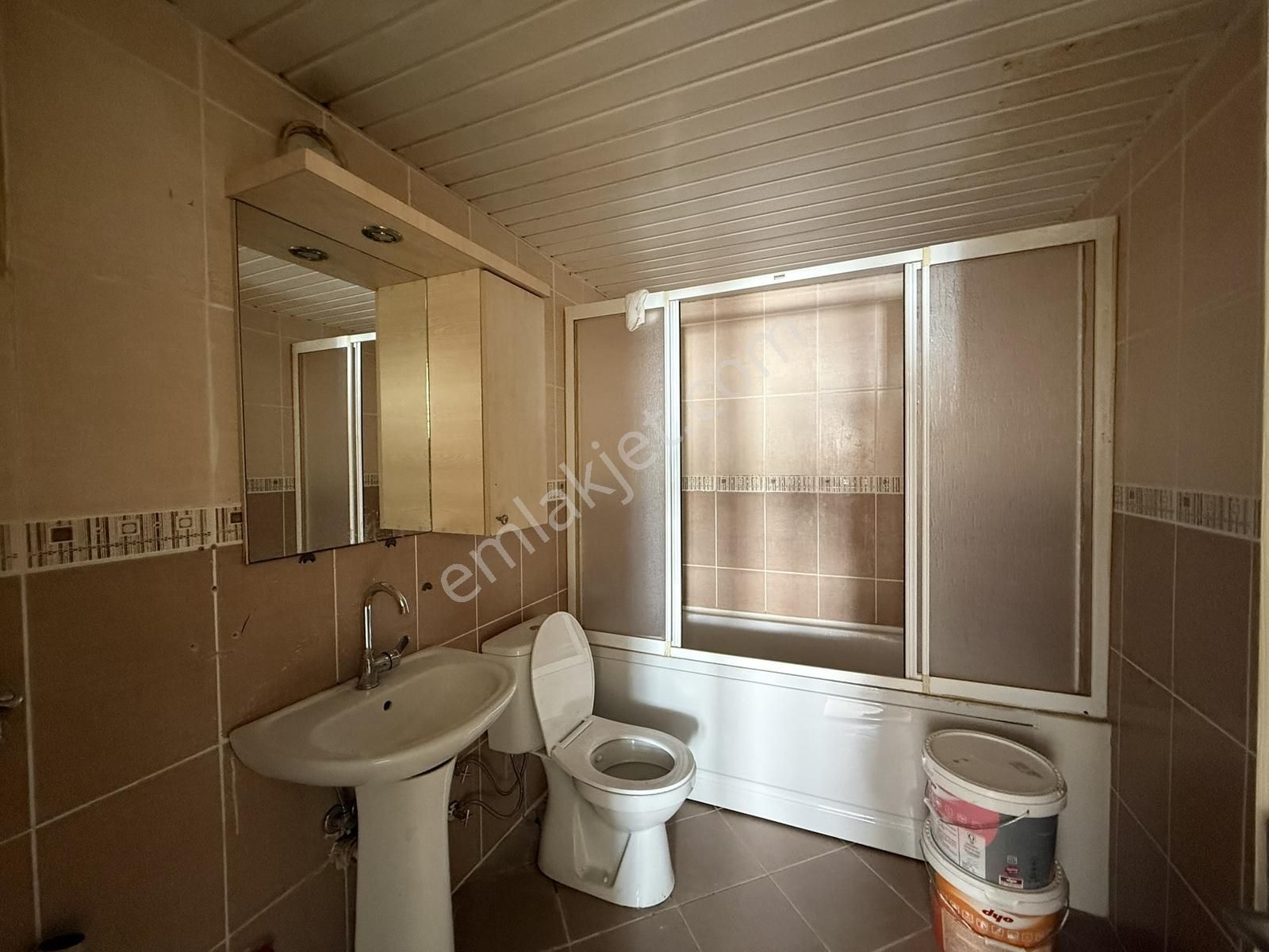 Uncalı'da Merkezi Konumda Çok Keyifli 4+1 Çatı Dubleksi - Görsel 20