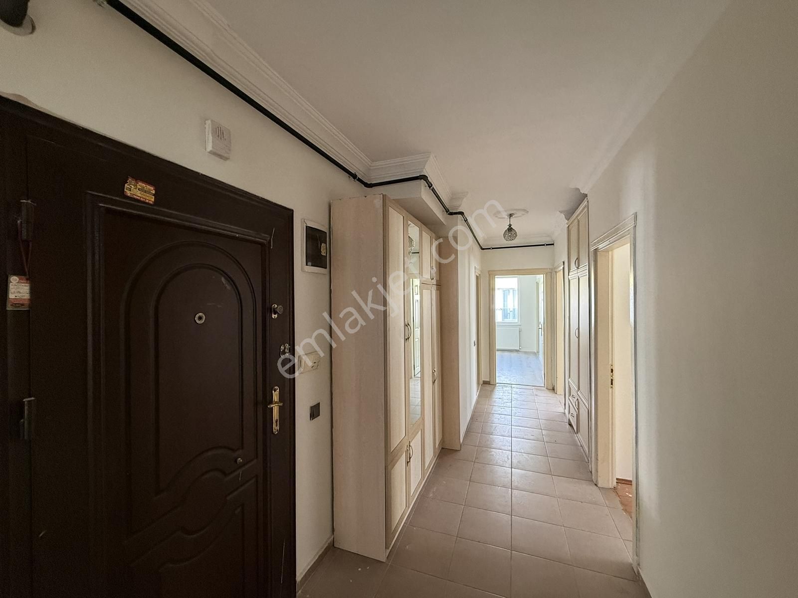 Uncalı'da Merkezi Konumda Çok Keyifli 4+1 Çatı Dubleksi - Görsel 8