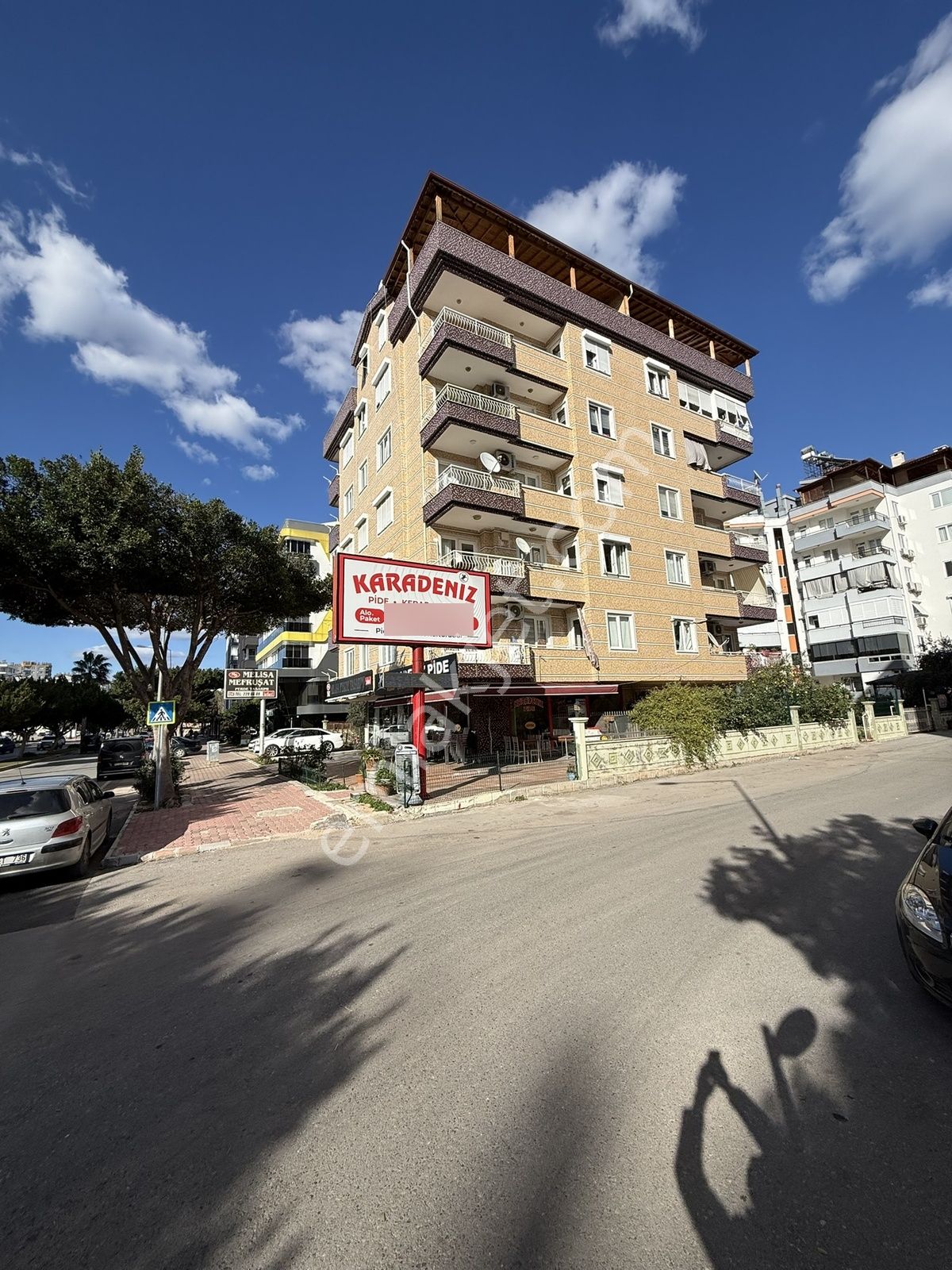 Uncalı'da Merkezi Konumda Çok Keyifli 4+1 Çatı Dubleksi