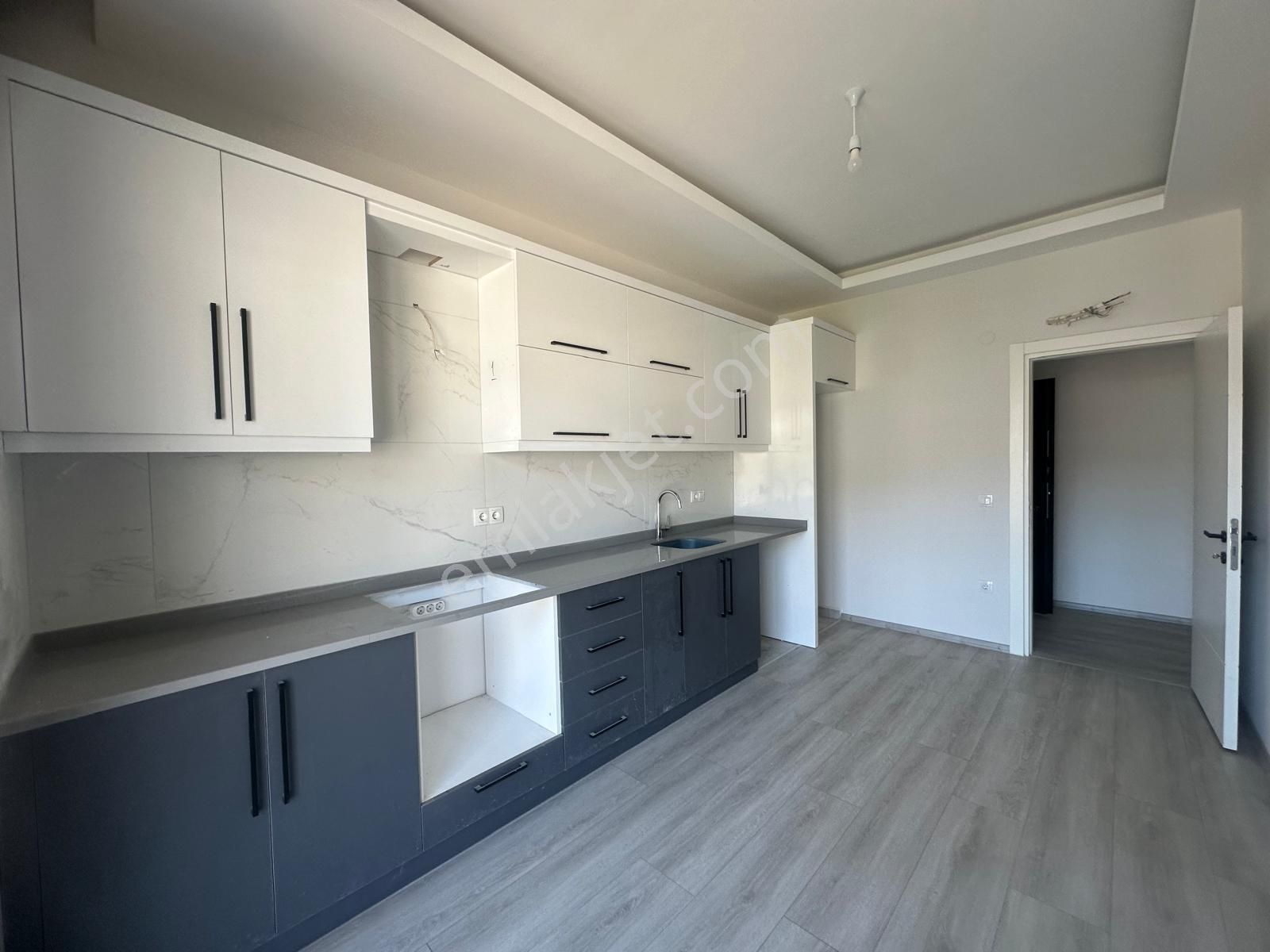 Alanya Çıplaklı Mah.kiralık 2+1 Daire - Görsel 15